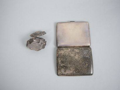 Cigarette case in silver 800 thousandths,...