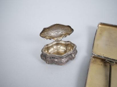 Cigarette case in silver 800 thousandths,...