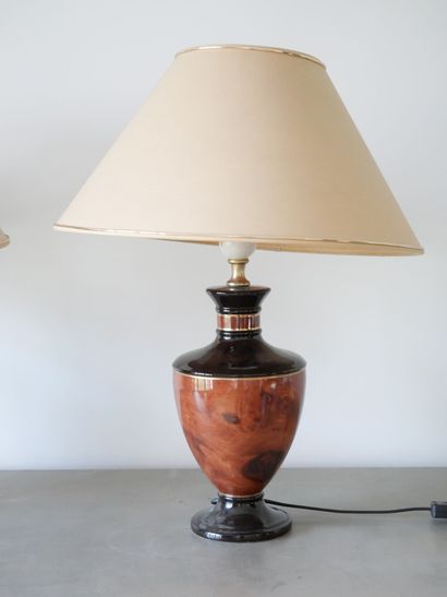 Paire de lampe de salon, le pied en céramique...
