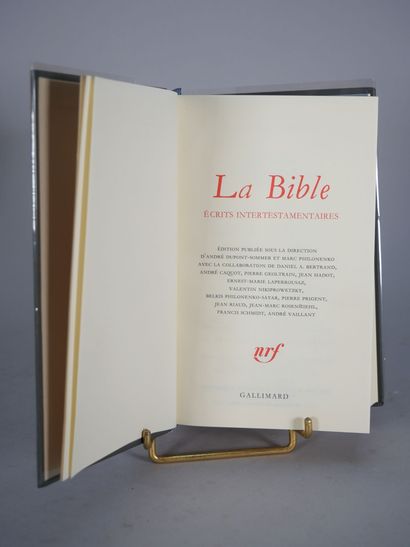 BIBLIOTHEQUE DE LA PLEIADE. 
Ensemble comprenant...