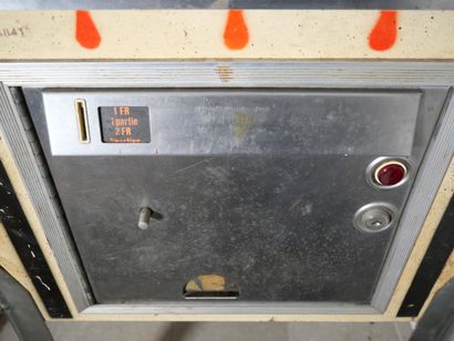 D. GOTTLIEB & Co
Flipper modèle 