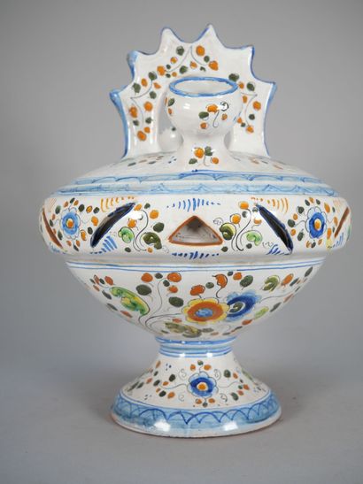 TALAVERA, Spain
Polychrome enameled earthenware...
