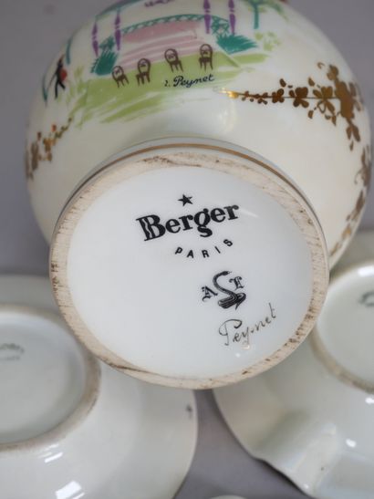 Mismatched porcelain set including:
- Manufacture...