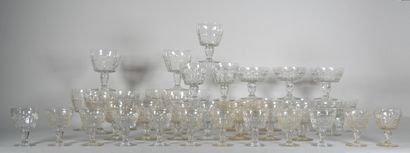 BACCARAT
Cut crystal service set, 
