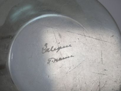 LALIQUE France
Vase in pressed molded white...