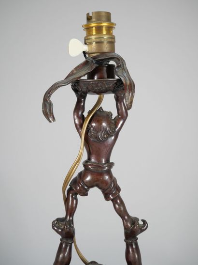 JAPAN, Meiji period (1868-1912)
Bronze torch...