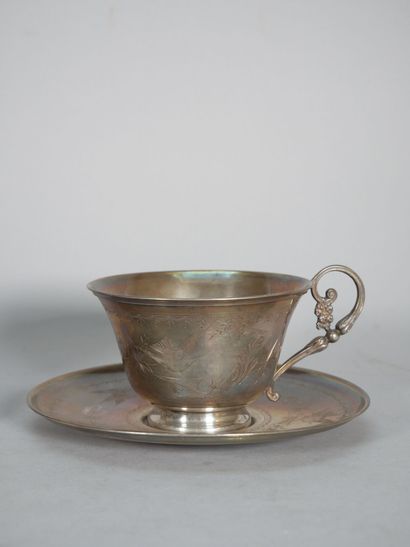 Set of two cups and their saucers in 950...