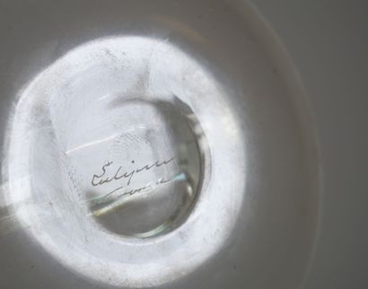 LALIQUE FRANCE
Circular crystal baguier with...