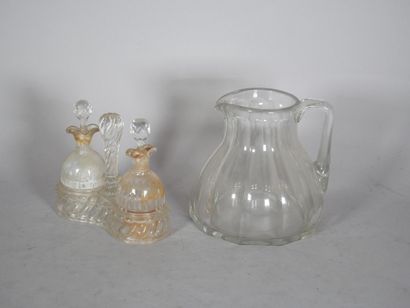 BACCARAT 
Cut-crystal water jug.
Signed Baccarat...
