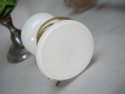 Réunion de 6 lampes à pétrole. Diversité...