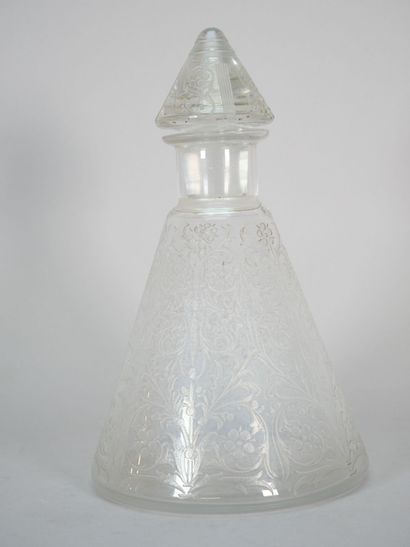Part of a liqueur glass service with rich...