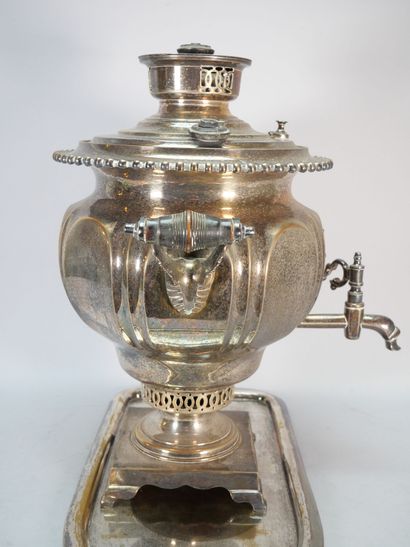 Samovar in silver-plated metal, the body...