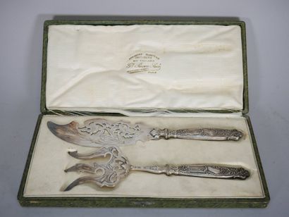 Fish service cutlery, the handle in filled...