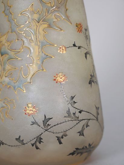 DAUM - NANCY
Flattened, shouldered conical...