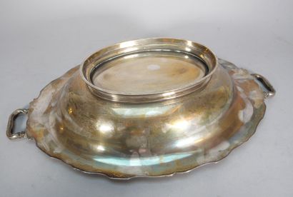 Oval bowl on pedestal in 925 thousandths...