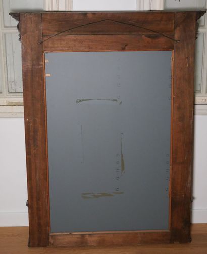 Miroir en chêne mouluré et sculpté, les montants...