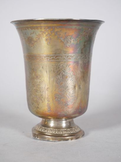 Tulip tumbler on pedestal in silver 950 thousandths...