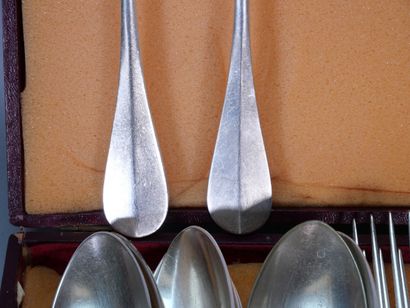 ERCUIS
Set in silver-plated metal, single-flat...