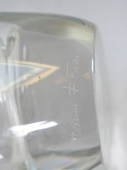DAUM FRANCE
Molded crystal vase, the neck...