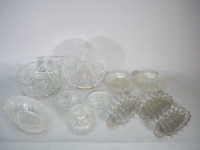 Set of glass pieces including: 
- Cut-crystal...