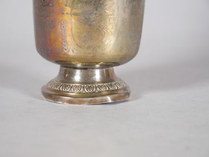 Tulip tumbler on pedestal in silver 950 thousandths...