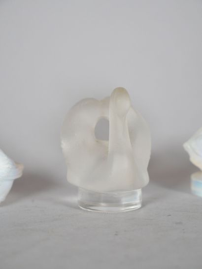 Reunion of subjects including : 
- LALIQUE...