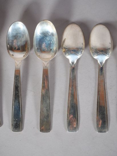 Set of 12 Art Deco style 950 thousandths...