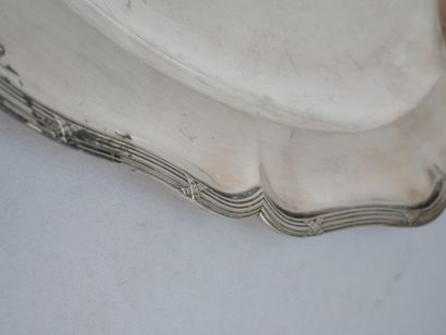 Oval platter in 950 thousandths silver with...