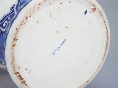 DELFT
Earthenware baluster vase with ribbed...