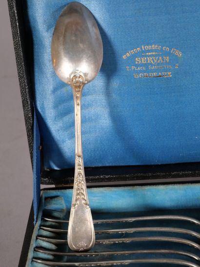 Suite of 12 silver spoons 9250 thousandths...