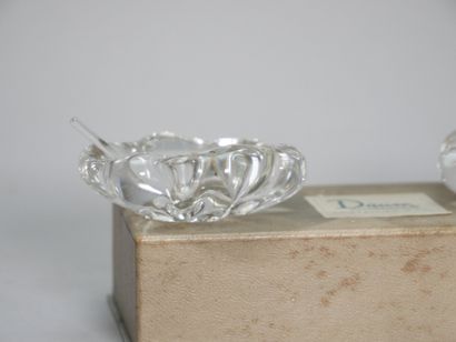 DAUM
Pair of free-form crystal salerons.
Case.
Dimensions:...