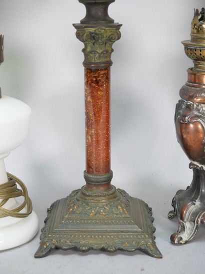 Réunion de 6 lampes à pétrole. Diversité...