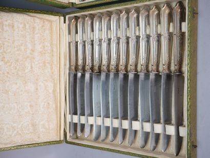 12 large knives and 12 small knives in metal,...