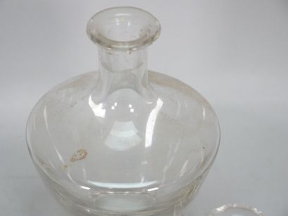 Cut crystal liqueur service, base model decorated...