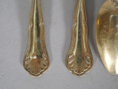 Suite of 4 spoons in 950 thousandths gilt...