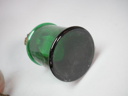 Réunion de 6 lampes à pétrole. Diversité...