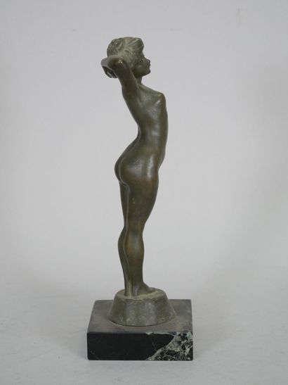 Suzanne BIZARD (1873-1963), after
L'éveil
Green...