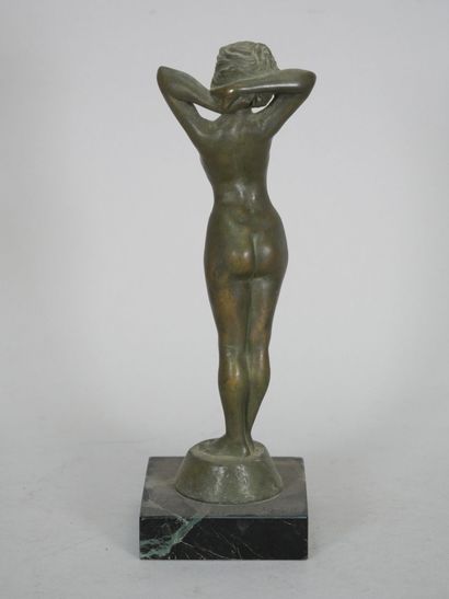 Suzanne BIZARD (1873-1963), after
L'éveil
Green...