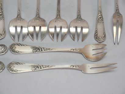 RAVINET DENFERT
10 oyster forks and 6 snail...
