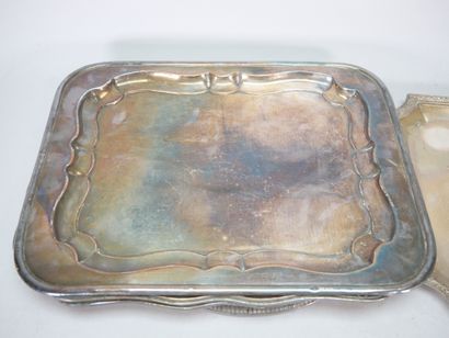Set of silver-plated dishes including :
-...