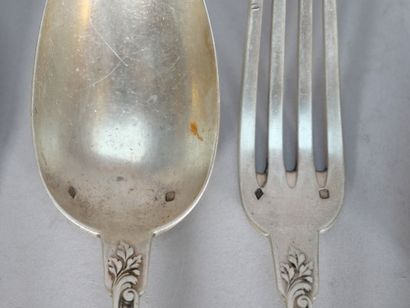 Set of cutlery in 950 thousandths silver...