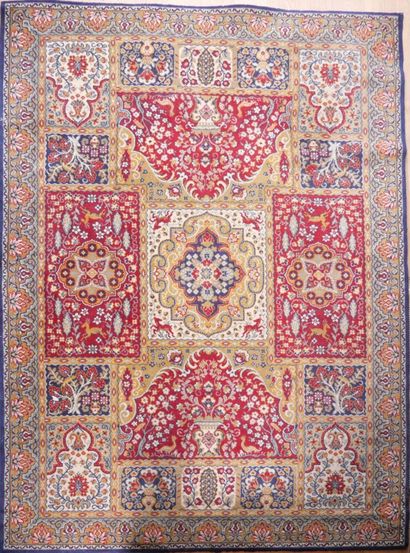 Tapis mécanique de style oriental à riche...