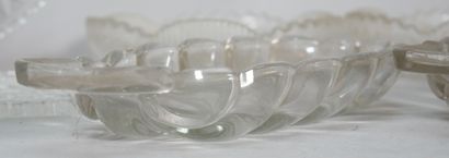 Set of glass pieces including: 
- Cut-crystal...
