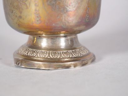 Tulip tumbler on pedestal in silver 950 thousandths...