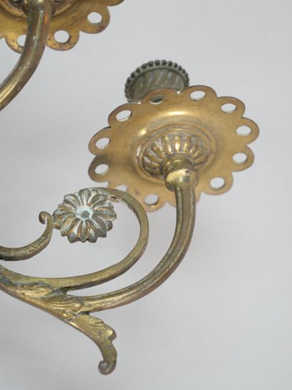 Paire d'appliques en bronze et laiton à 6...