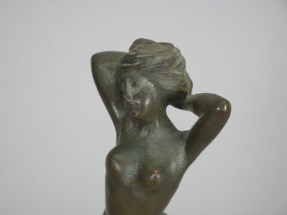 Suzanne BIZARD (1873-1963), after
L'éveil
Green...
