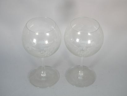 Pair of large glasses on pedestal in engraved...