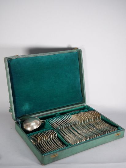 Silver-plated silverware set with foliage...