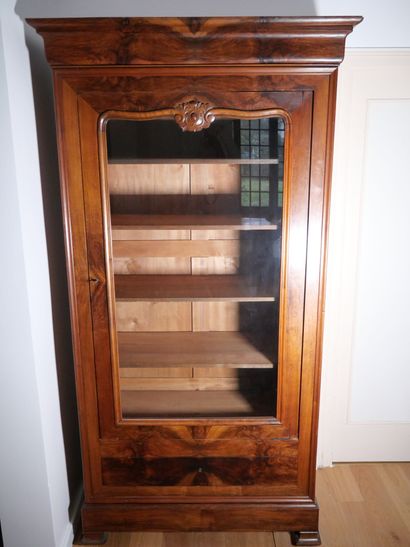 Vitrine bibliothèque en placage de bois de...