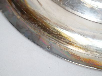 Circular dish in 950-thousandth silver with...